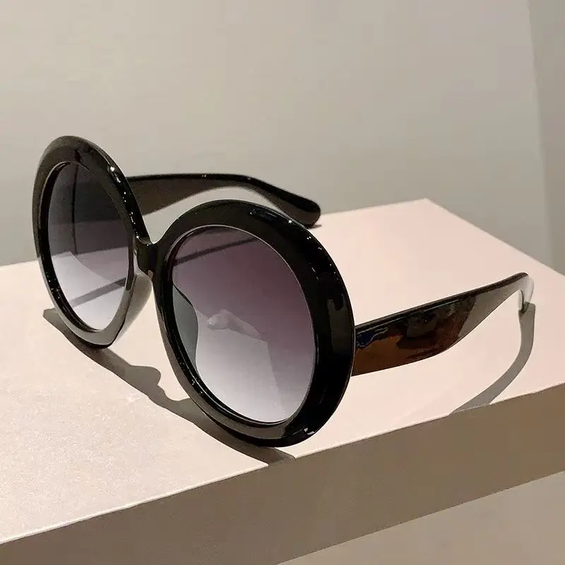 Gafas de sol redondas de gran  - Designer Sunglasses reseña y precio